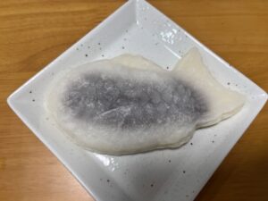 セブンイレブンのしろもちたい焼きちょこクリーム