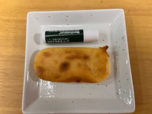 ローソンのむぎゅ濃チーズケーキ