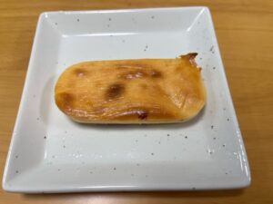 ローソンのむぎゅ濃チーズケーキ