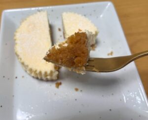 セブンイレブンのとろ生食感チーズケーキ