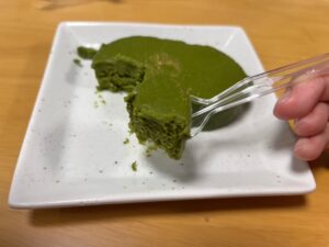 ファミマの濃い宇治抹茶のテリーヌ