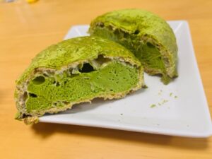 ローソンのお抹茶クッキーシュー