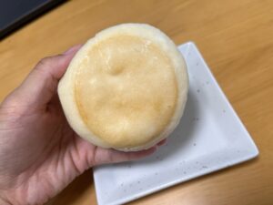 セブンイレブンのまっしろみるくもこ