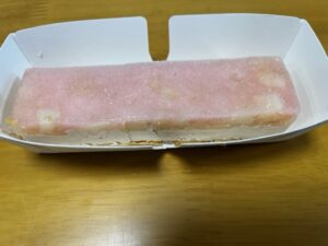 ファミマの凍ったまま食べる白桃と紅茶のタルト口コミ